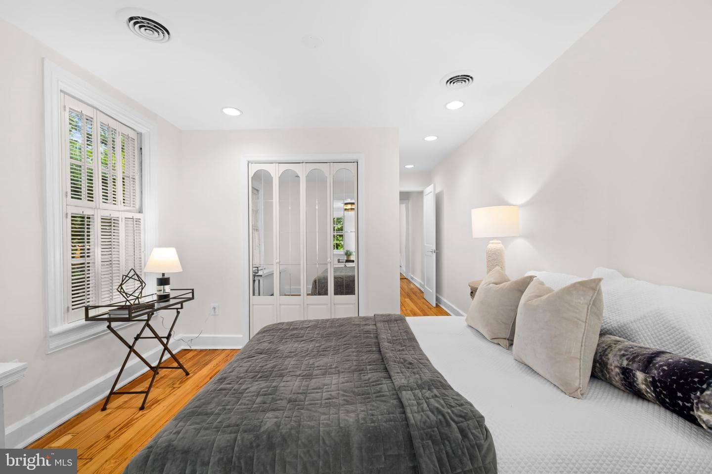 116 S Pitt Street photo 32
