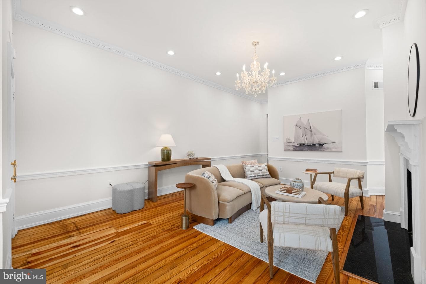 116 S Pitt Street photo 7
