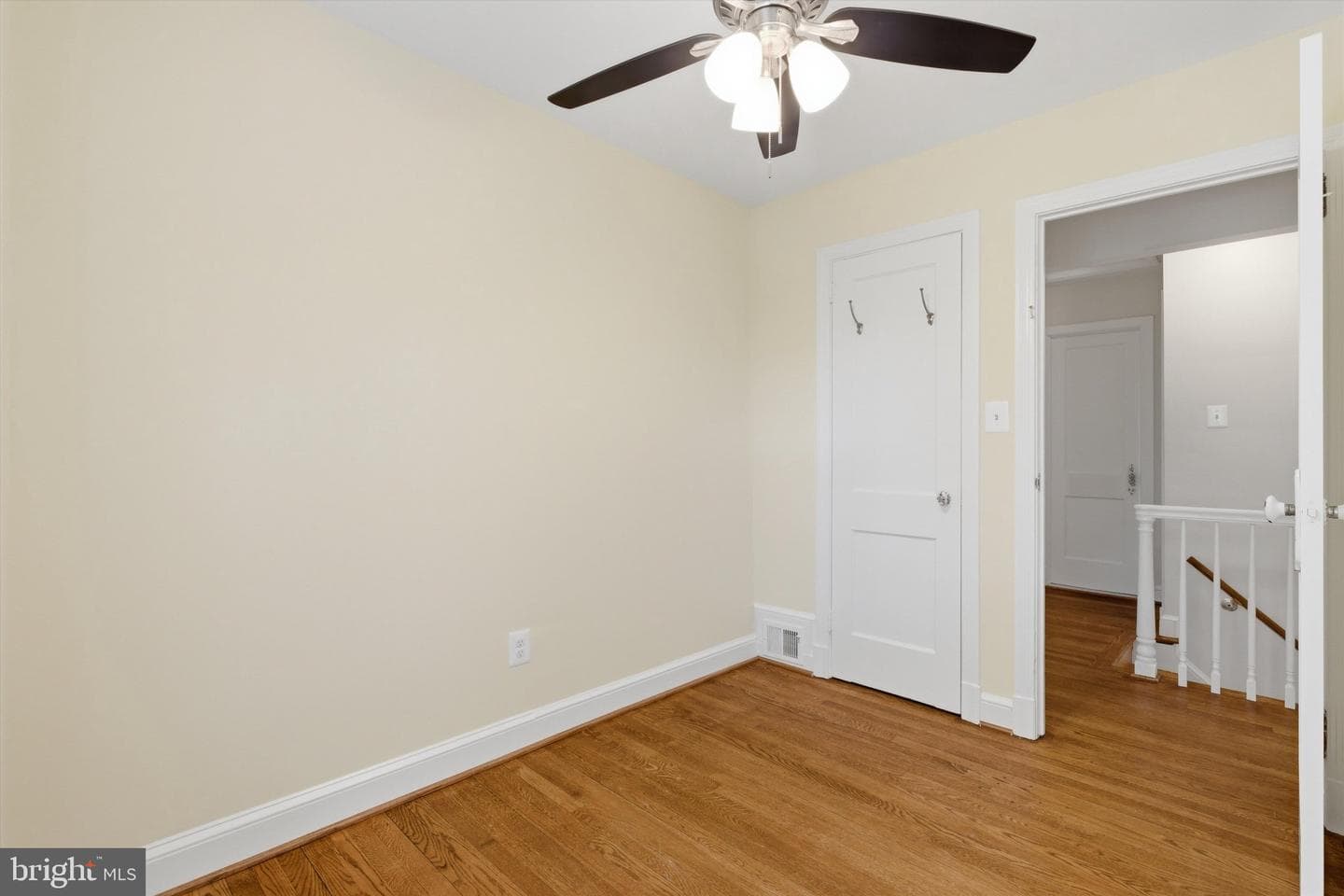 330 E Mason Avenue photo 20