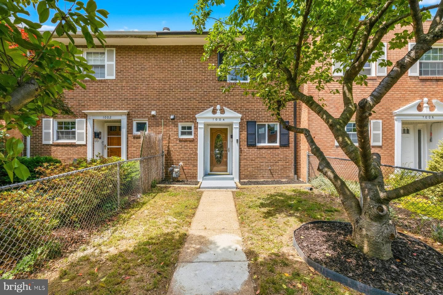 1004 Colonial Avenue, Alexandria