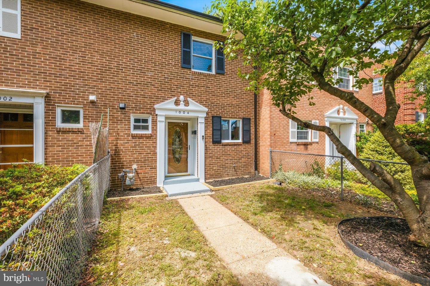1004 Colonial Avenue, Alexandria