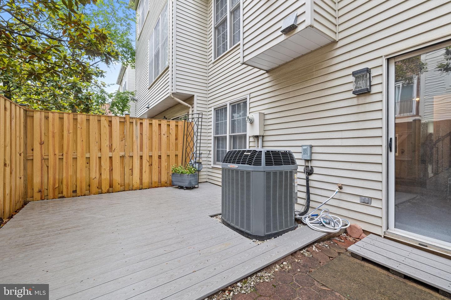3911 Charles Avenue photo 29