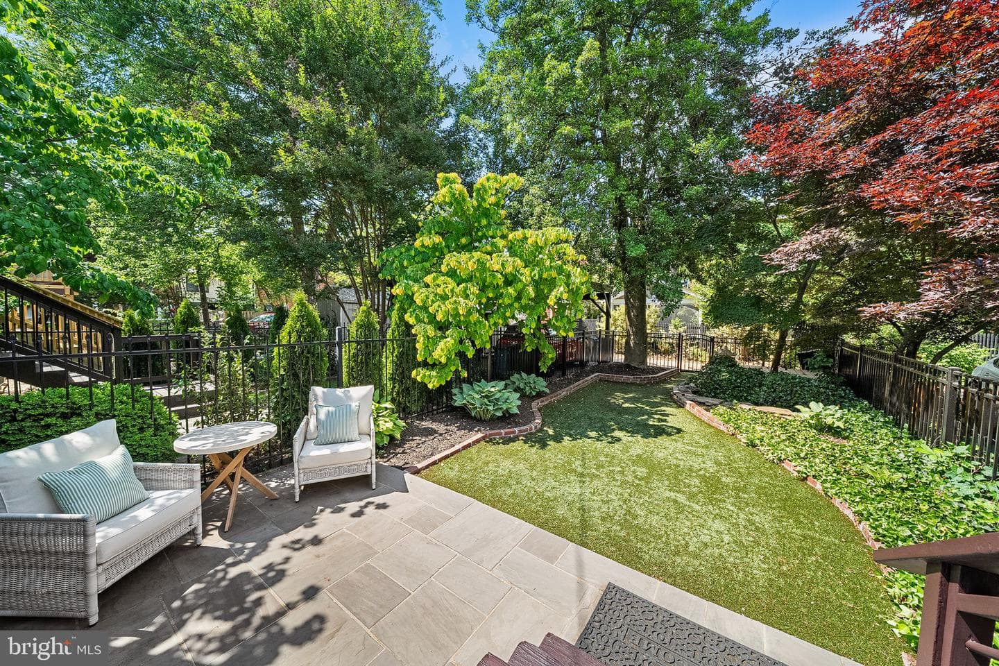 10 E Linden Street photo 7