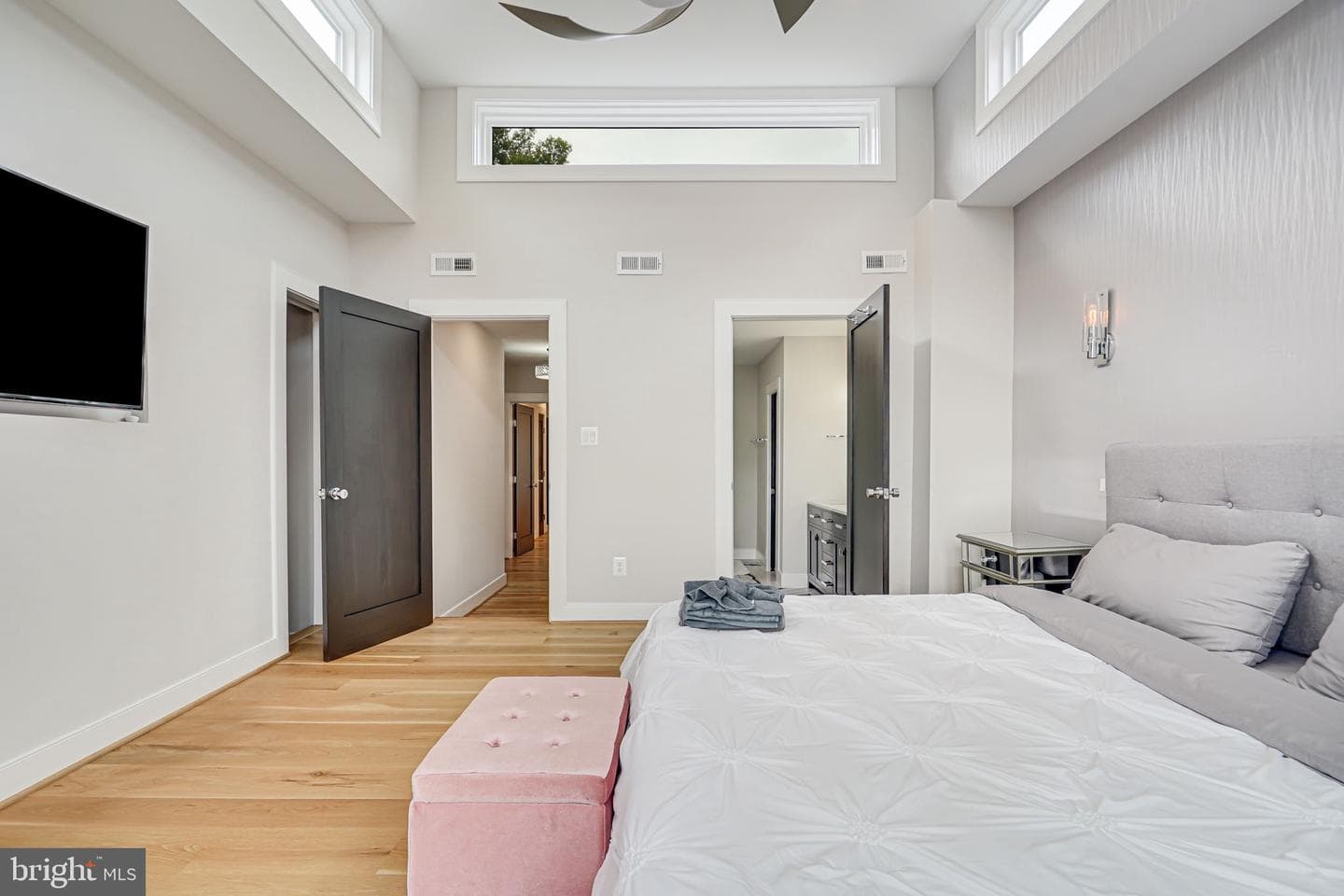 1015 Duke Street photo 26