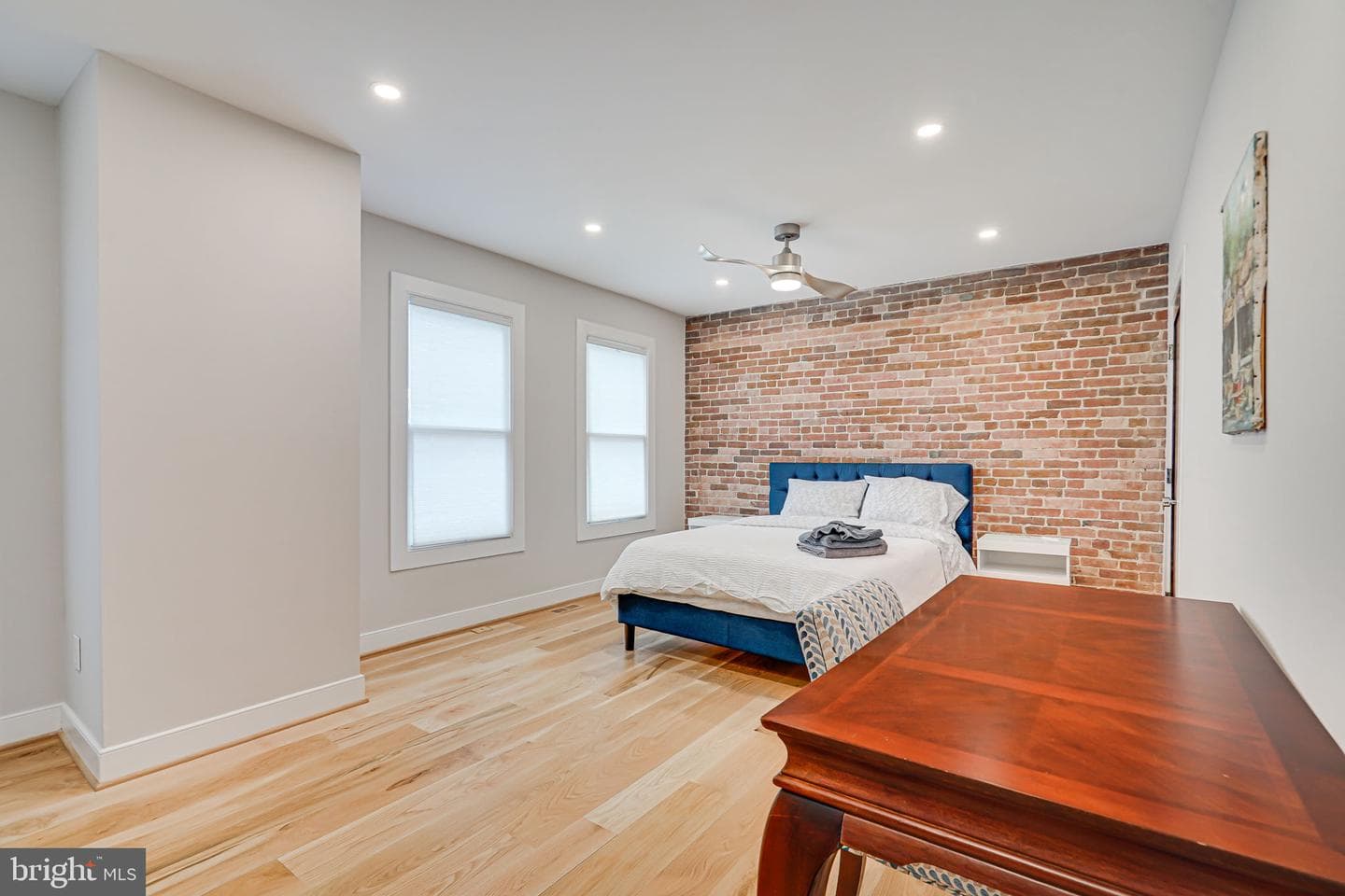 1015 Duke Street photo 29