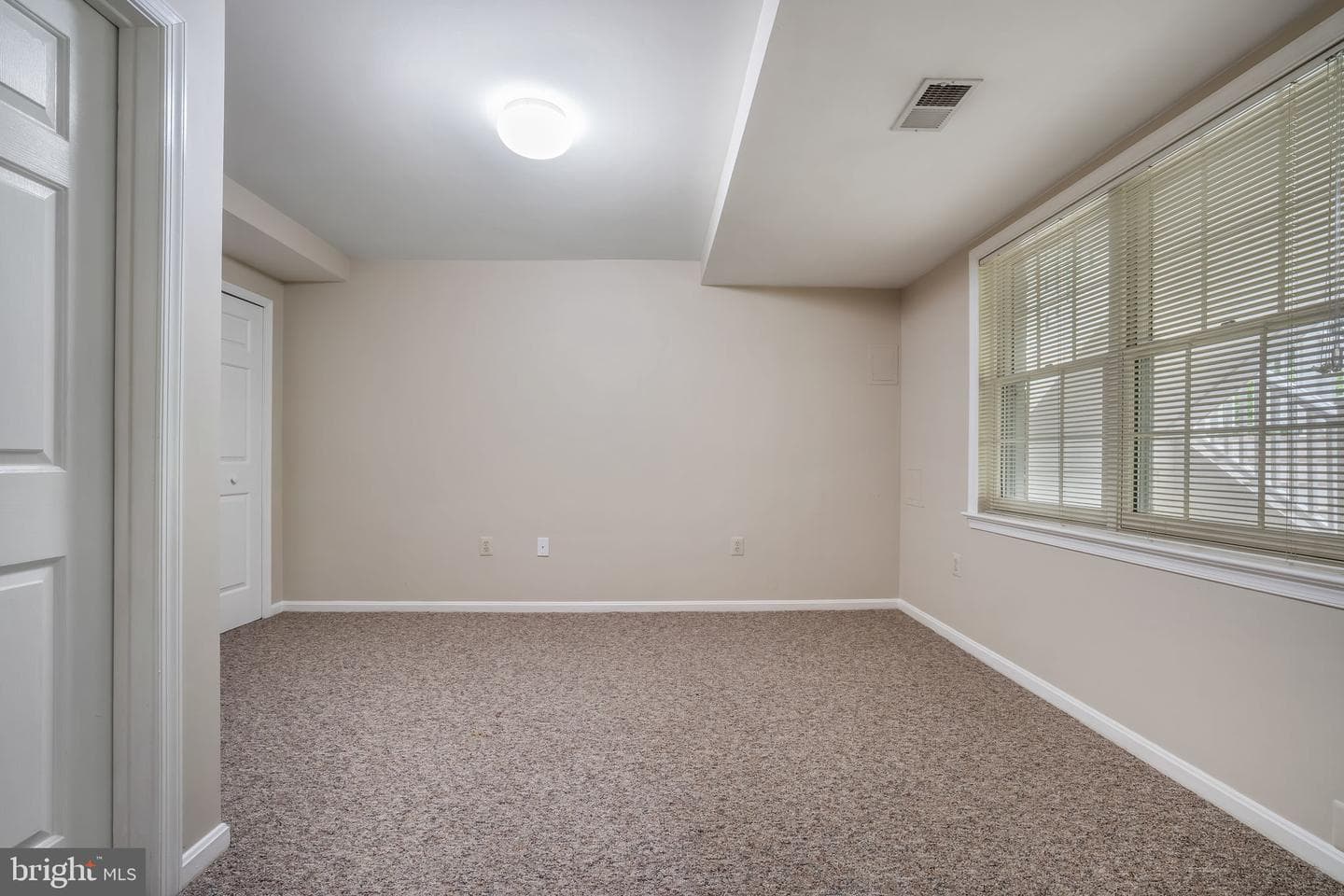 4031 Ellicott Street photo 43