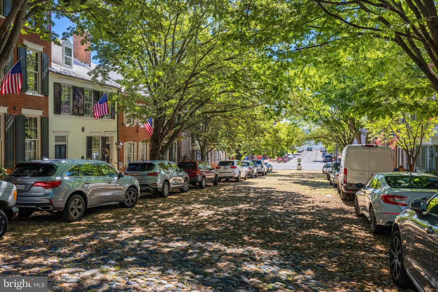 719 S Royal Street photo 36