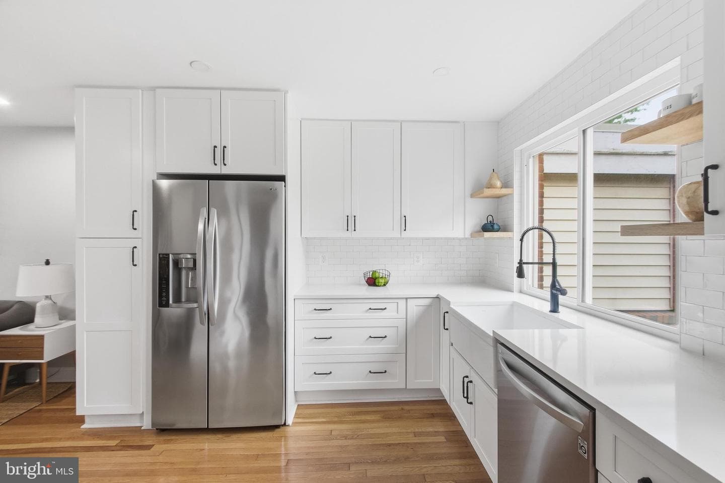 308 Wesmond Drive photo 8