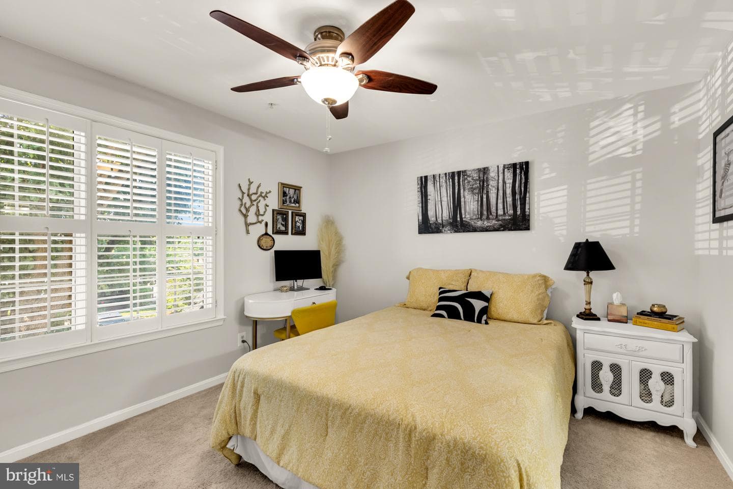 1737 Kingsgate Court photo 32