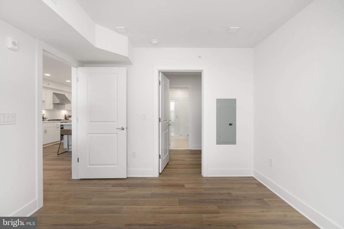701 N Henry Street #504 photo 19