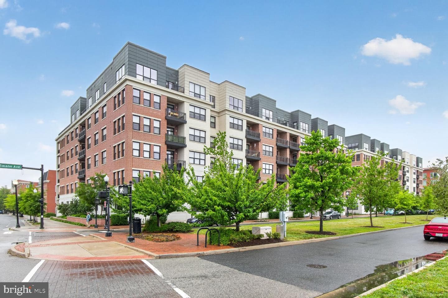 737 Swann Ave # 310, Alexandria