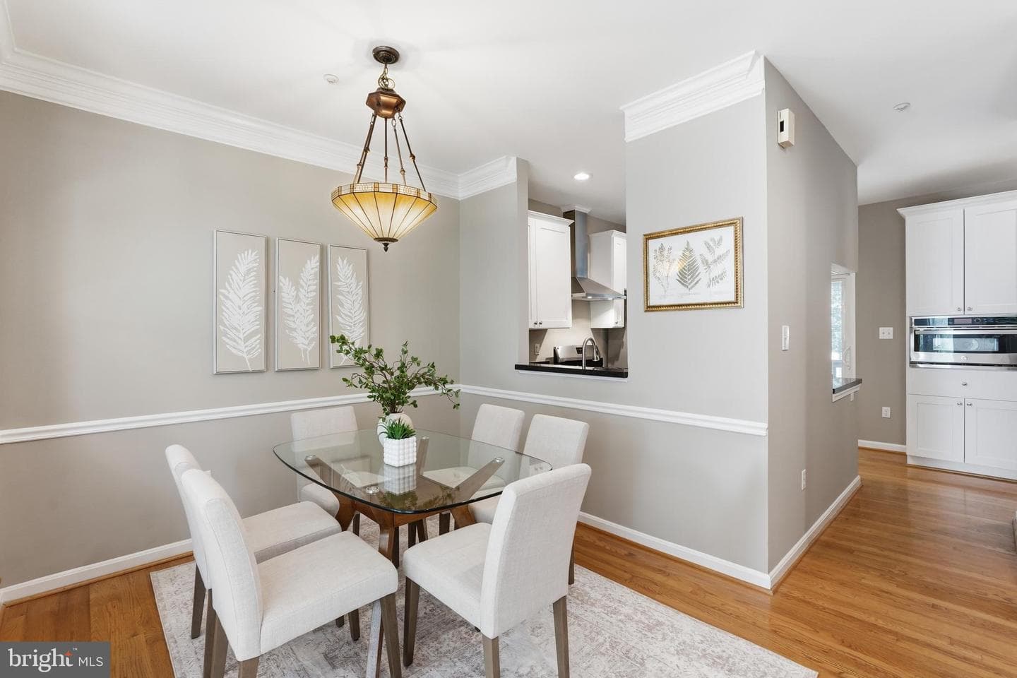 3298 Mount Vernon Avenue photo 13