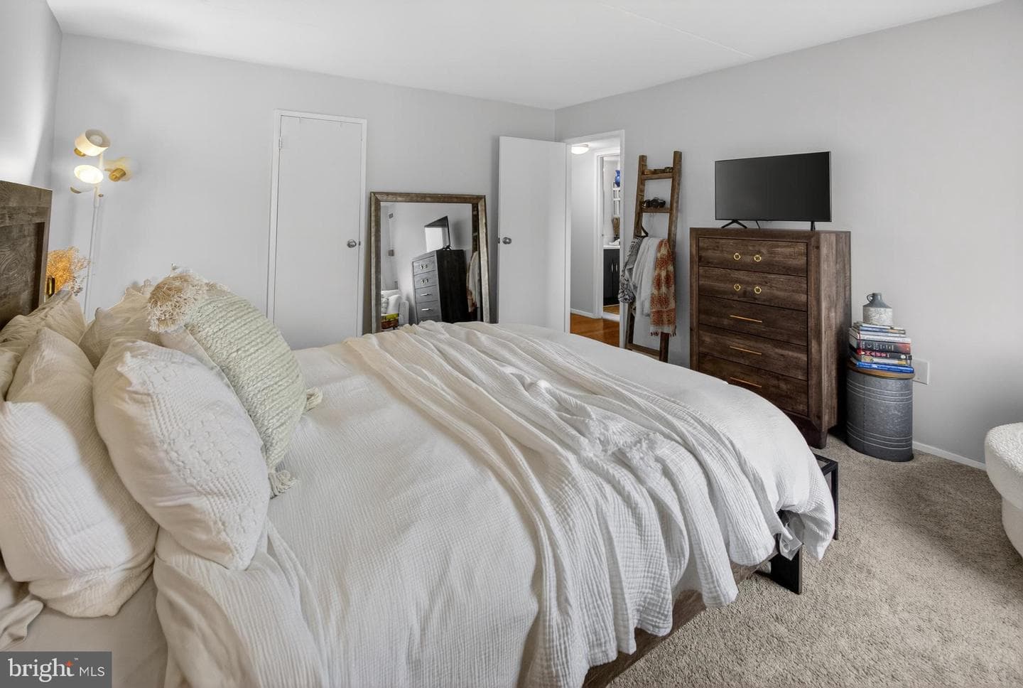 6300 Stevenson Avenue #1008 photo 11