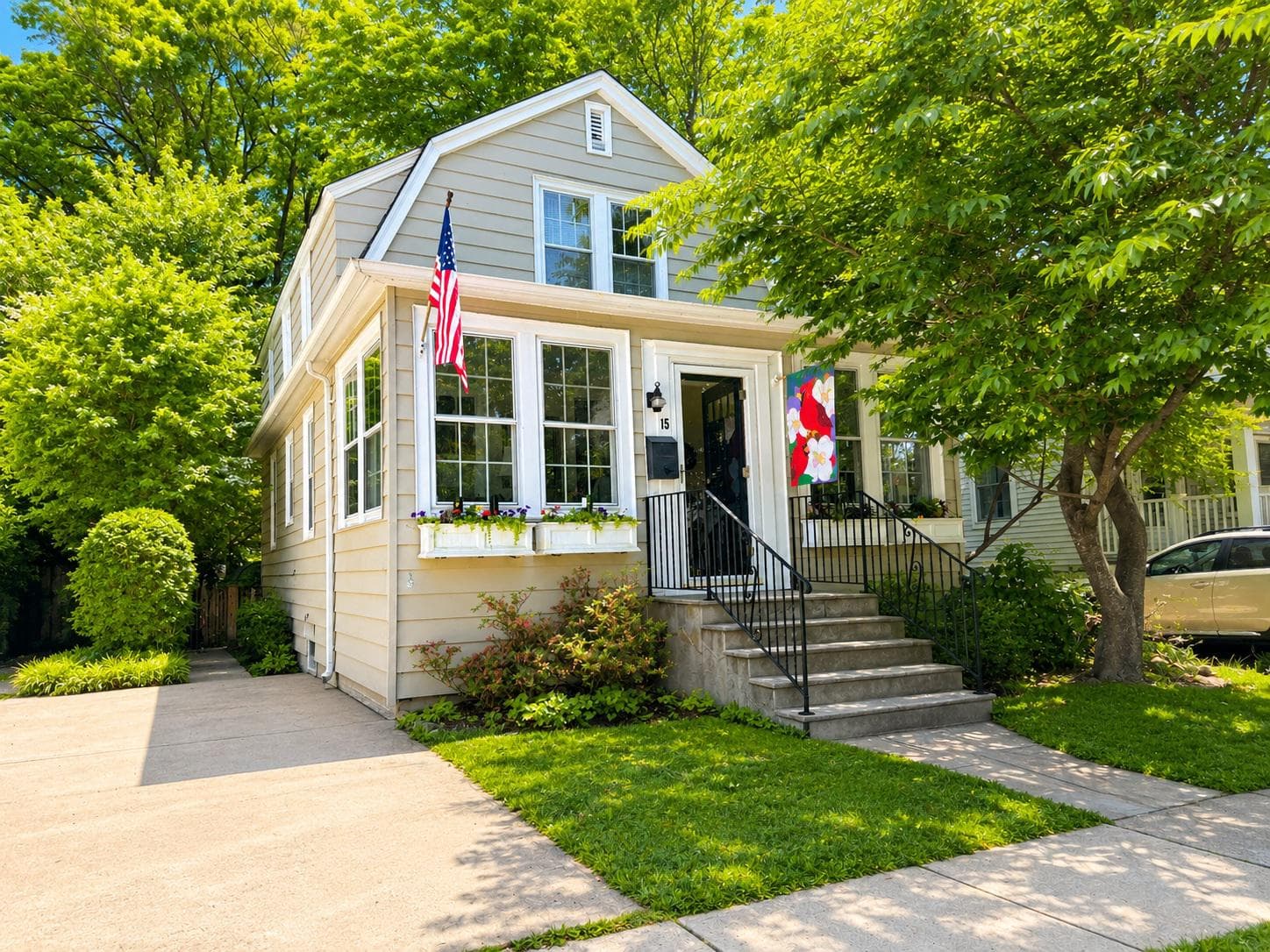 15 E Walnut Street