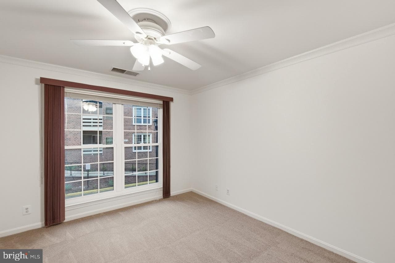 240 S Reynolds Street #212 photo 17