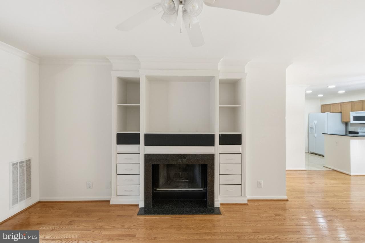 240 S Reynolds Street #212 photo 7