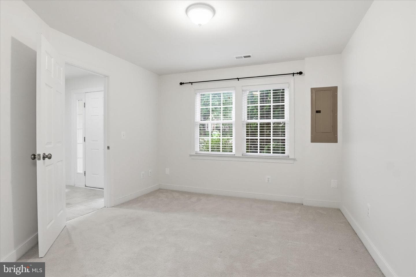 918 Harrison Circle photo 33