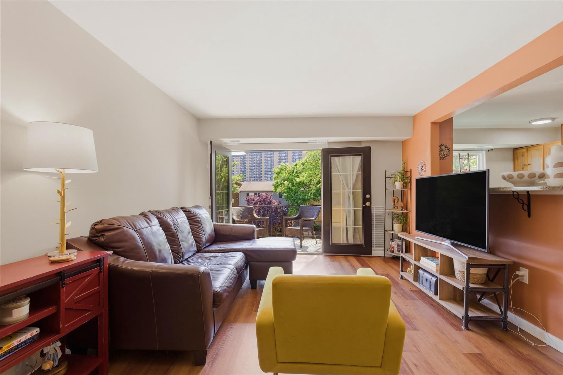 418 N Armistead Street N #201, Alexandria