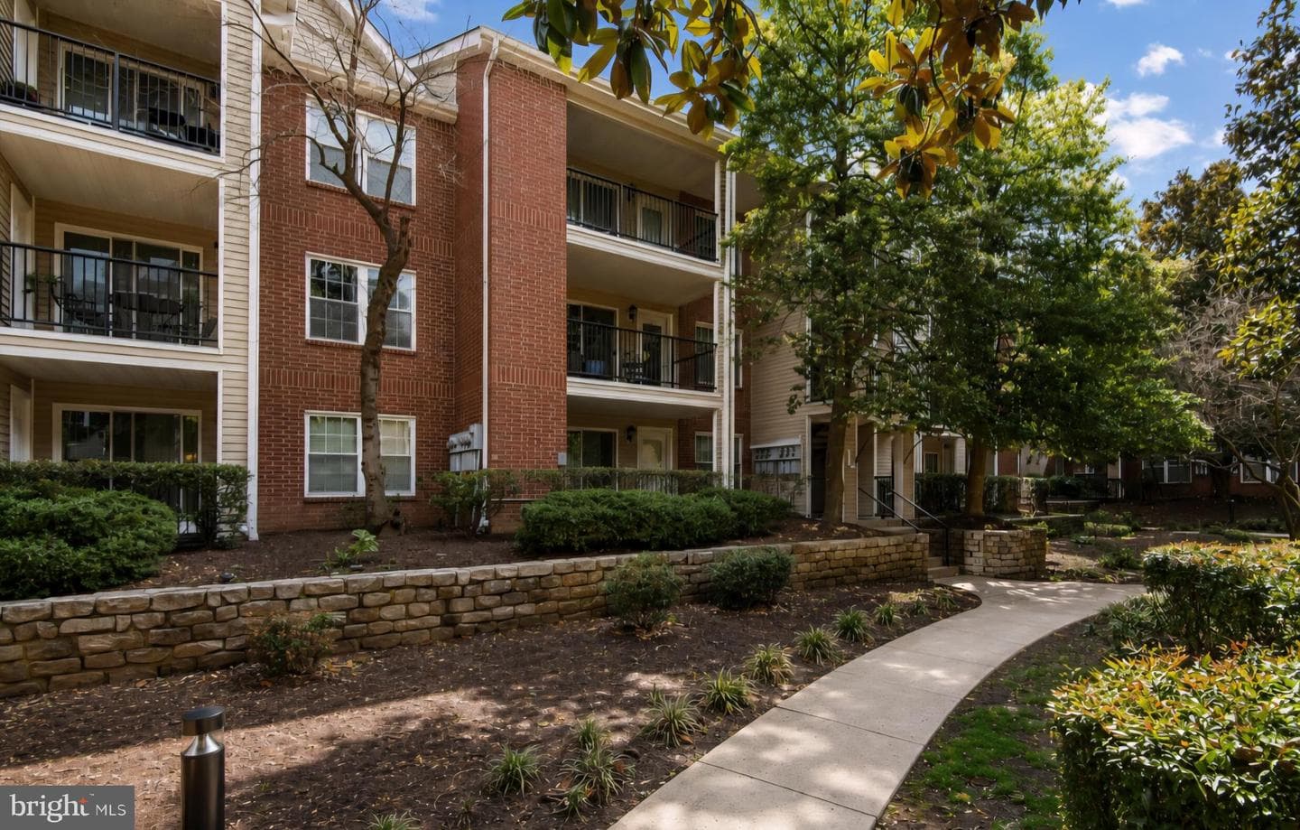 3308 Wyndham Circle #124 photo 17