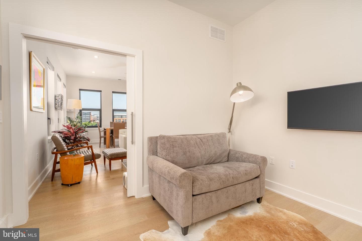 701 Swann Avenue #504 photo 15
