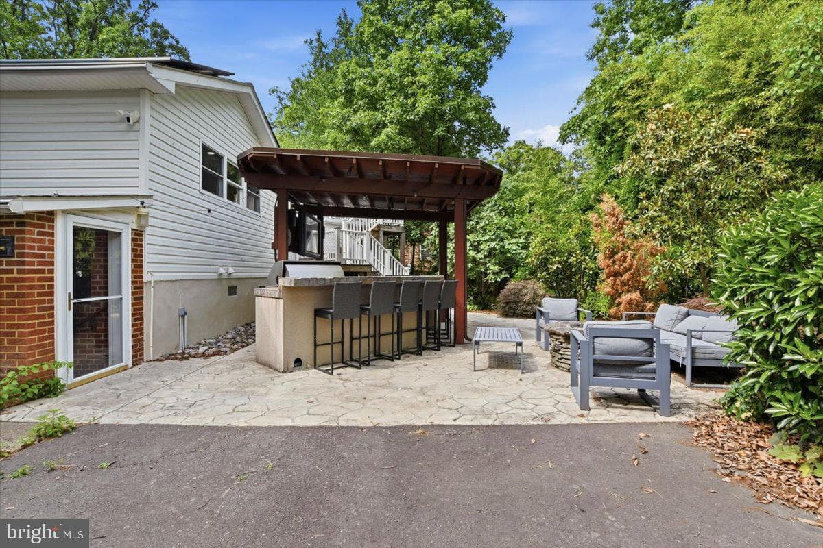 2617 N Stevens Street photo 46