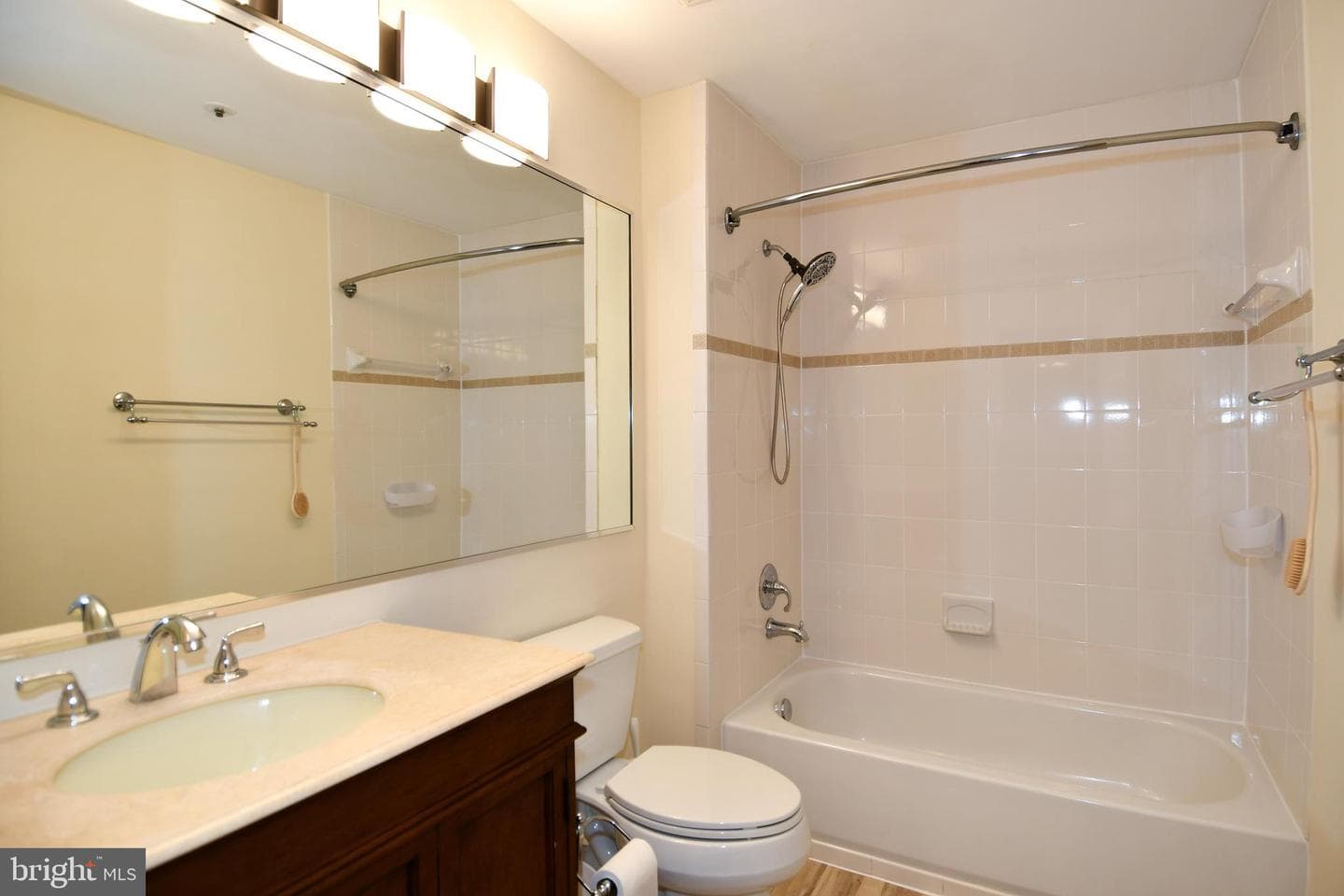 240 S Reynolds Street #113 photo 9