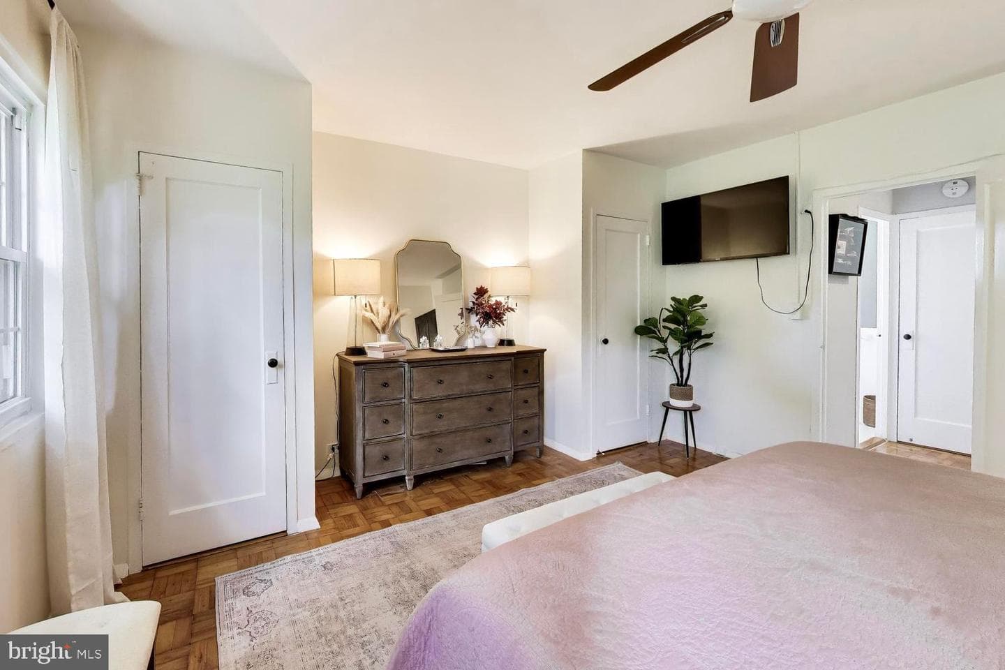 3442 Martha Custis Drive photo 11