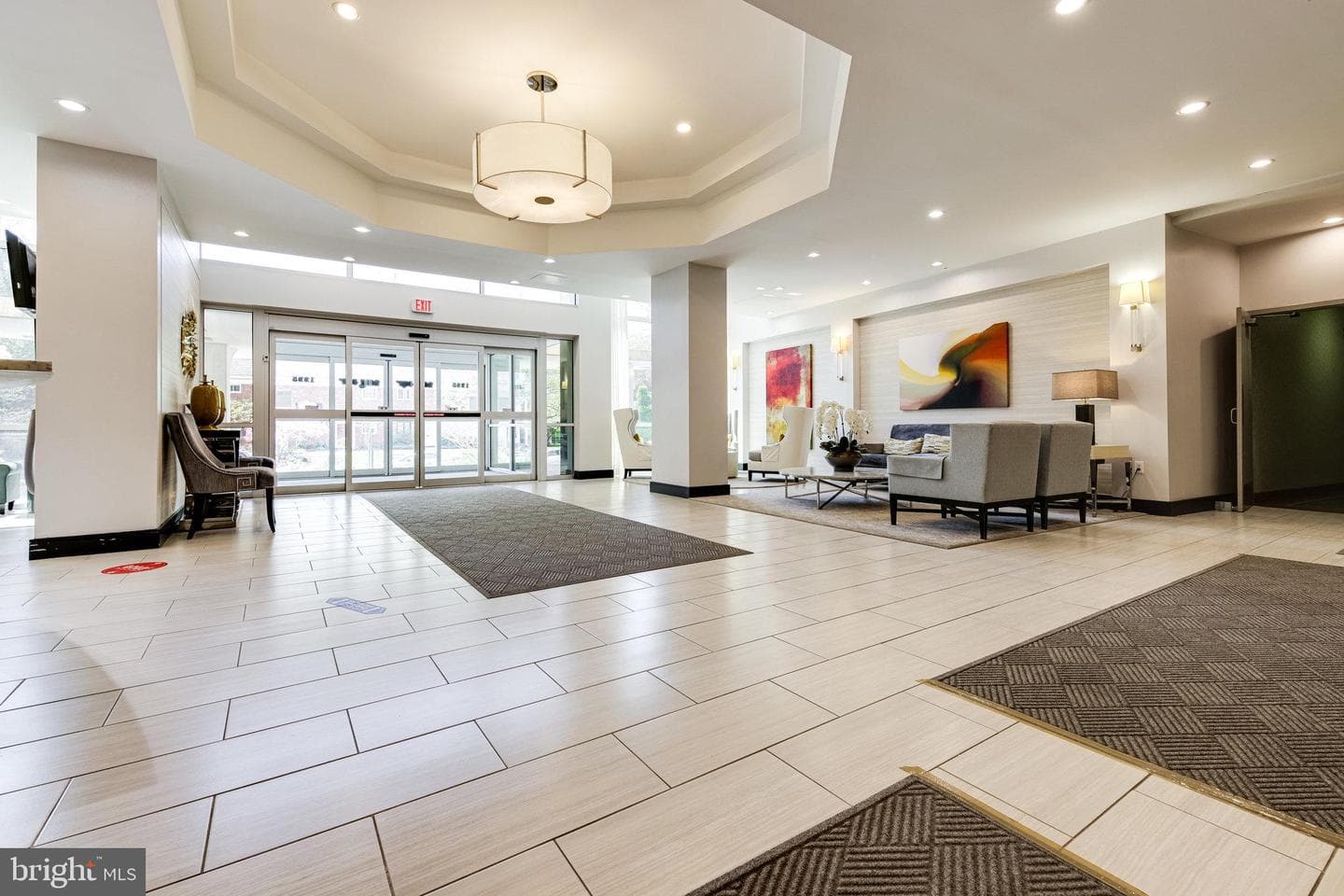 1225 Martha Custis Drive #403 photo 3