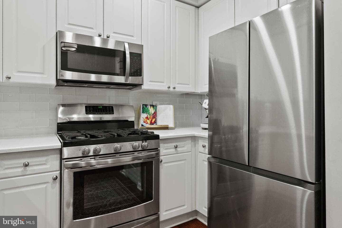 5108 Donovan Drive #305 photo 10