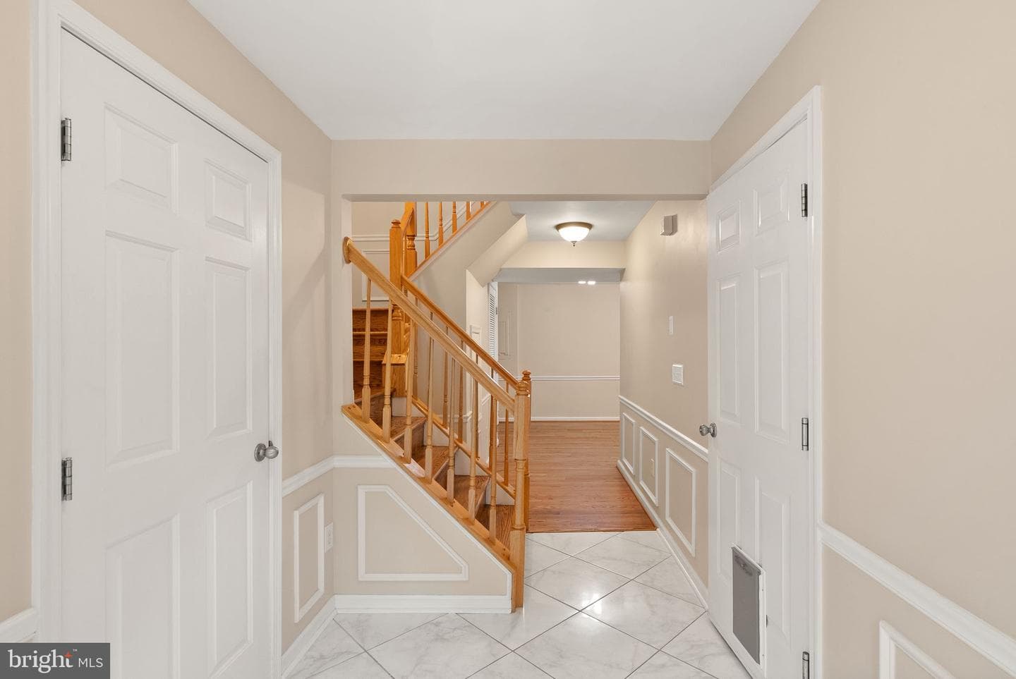 917 Rolfe Place photo 22