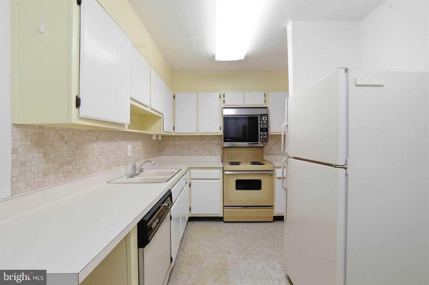 6101 Edsall Road #502 photo 10