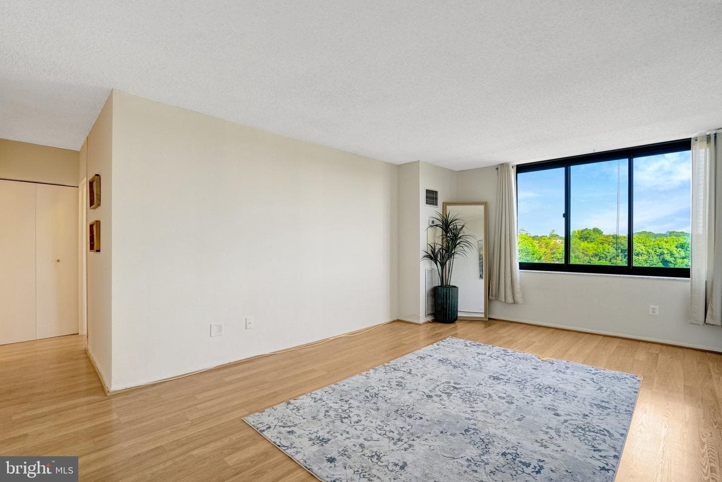5500 Holmes Run Parkway #1118 photo 9