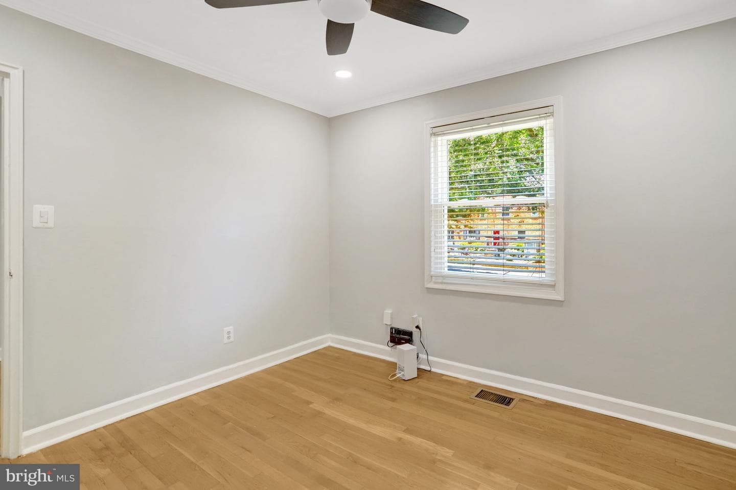 2935 Landover Street photo 14