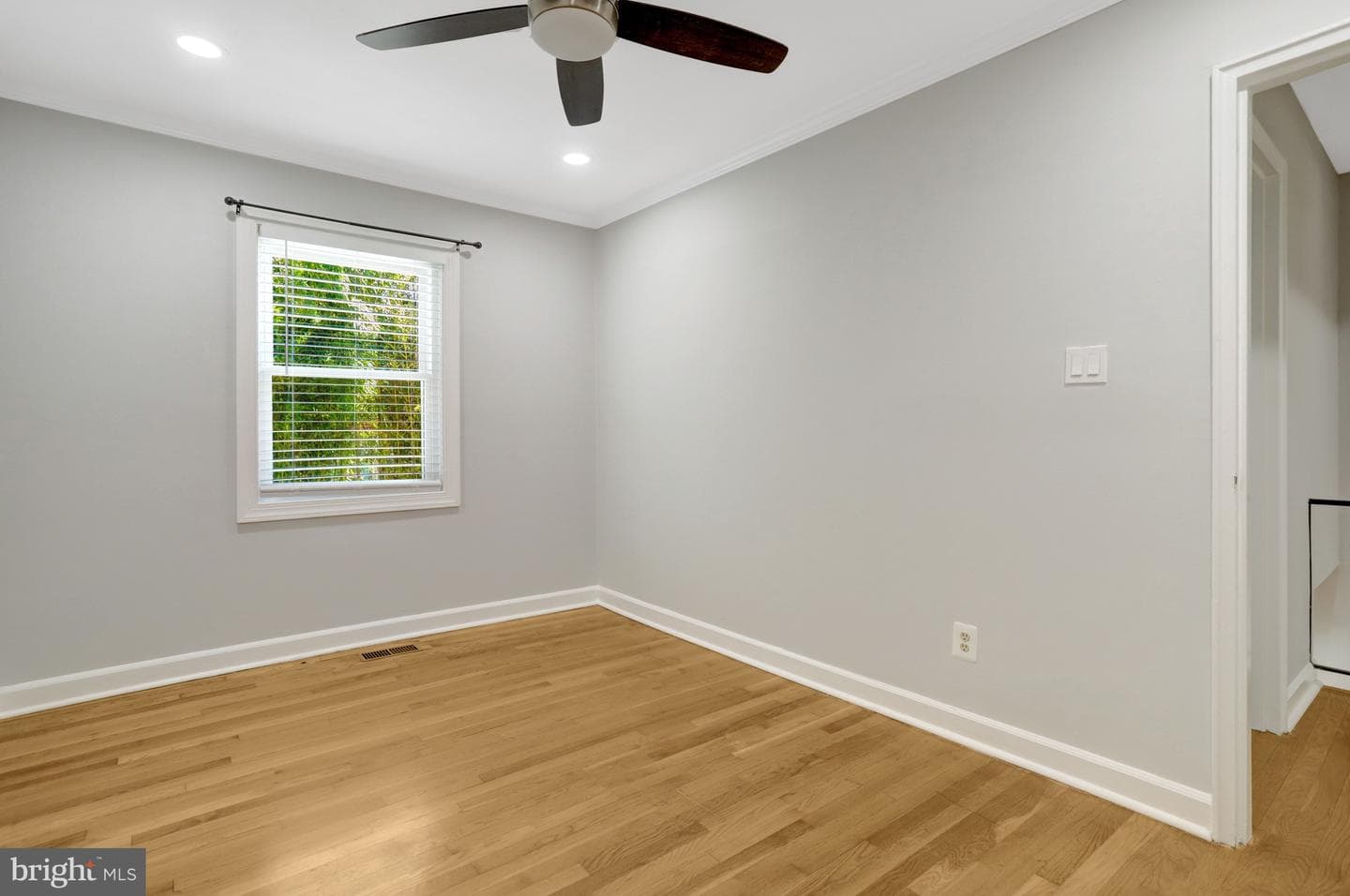 2935 Landover Street photo 18