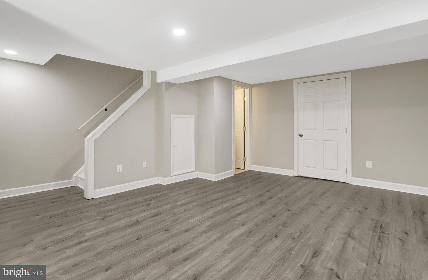 2935 Landover Street photo 23