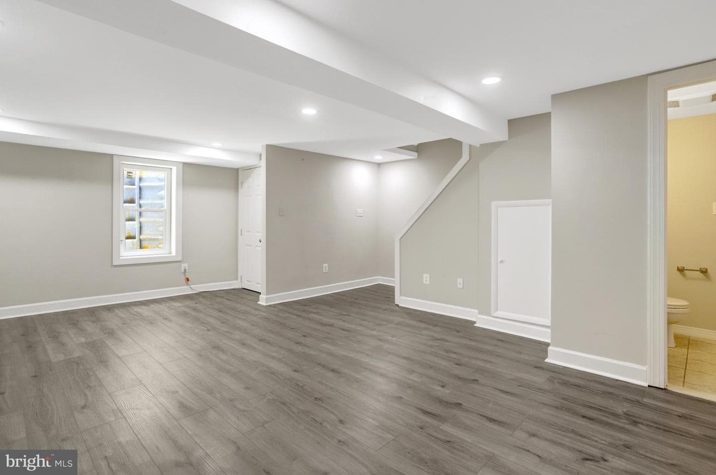 2935 Landover Street photo 24