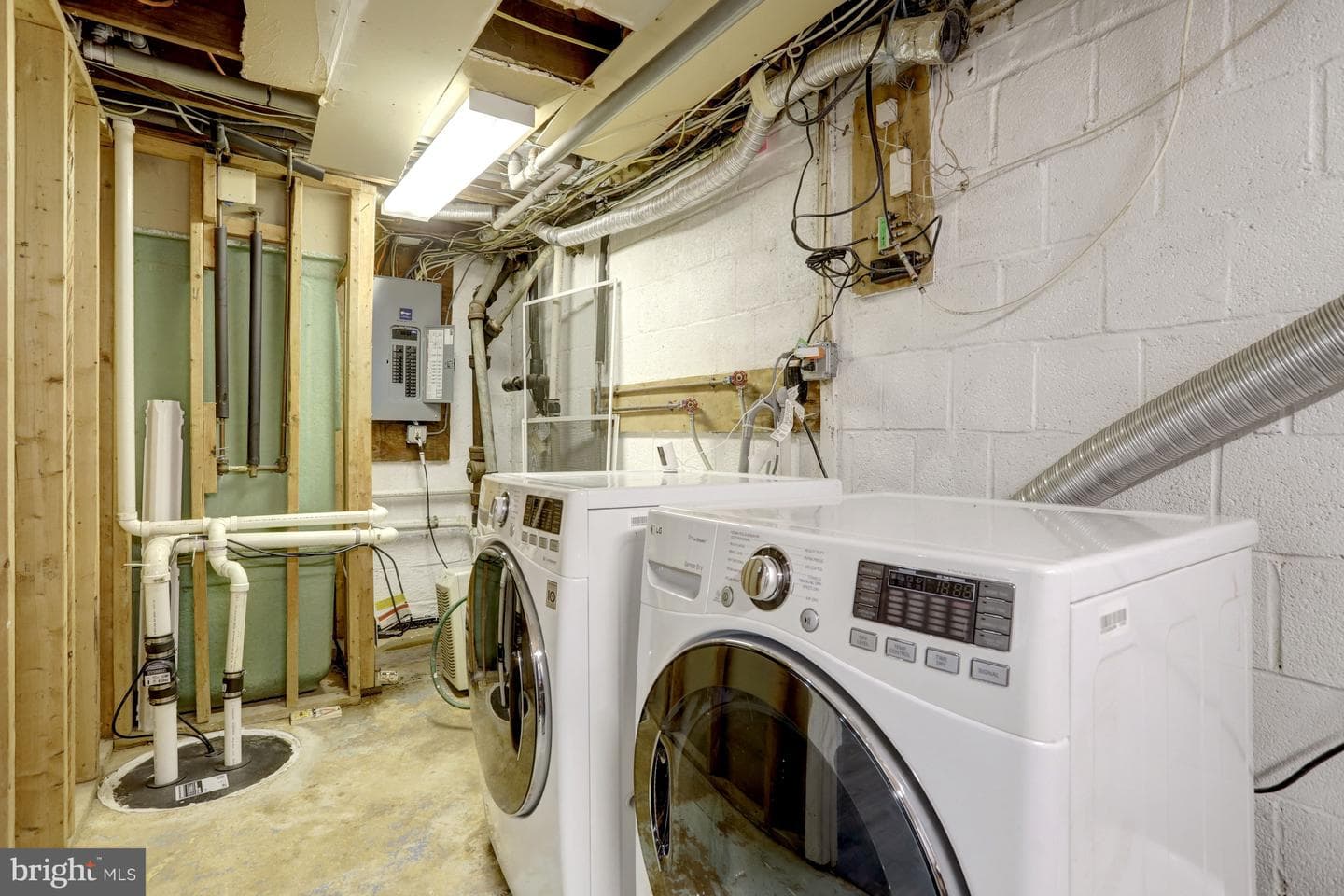 2935 Landover Street photo 25