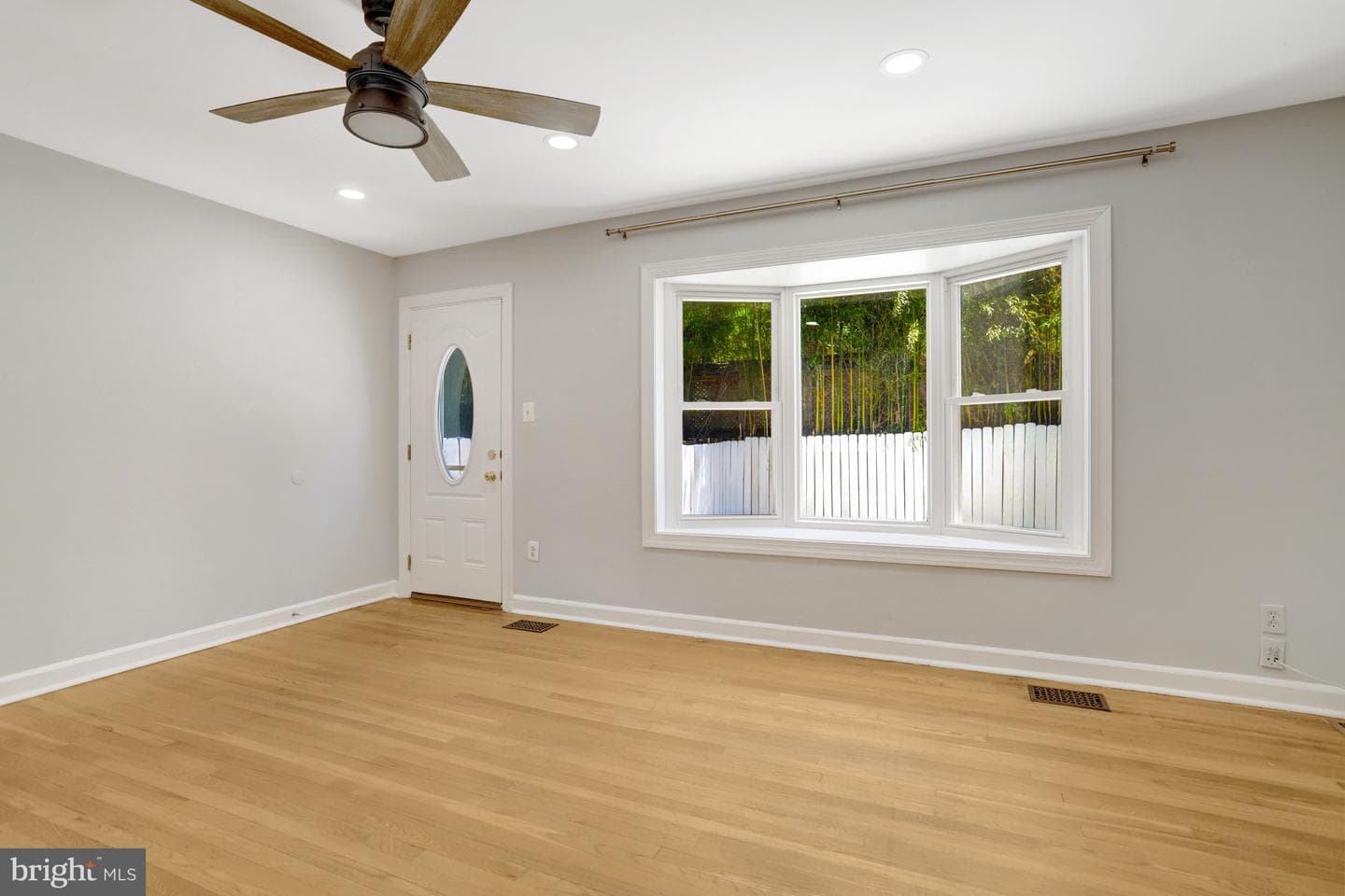 2935 Landover Street photo 7