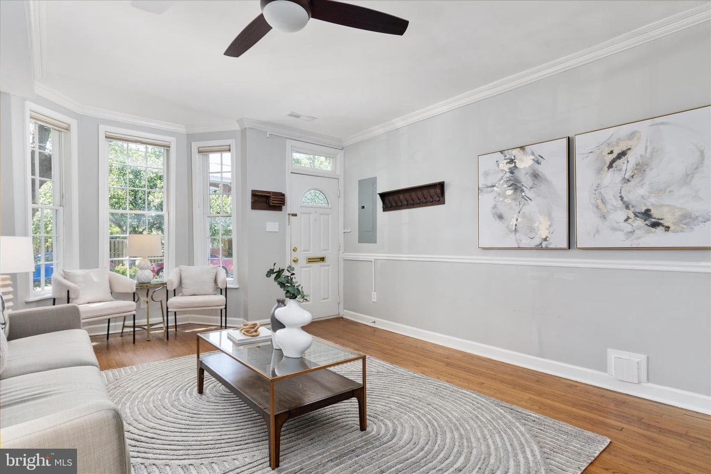 523 N Alfred Street photo 4