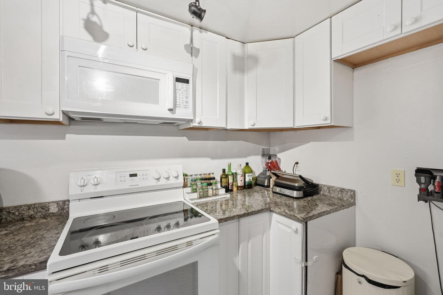 6300 Stevenson Avenue #321 photo 10