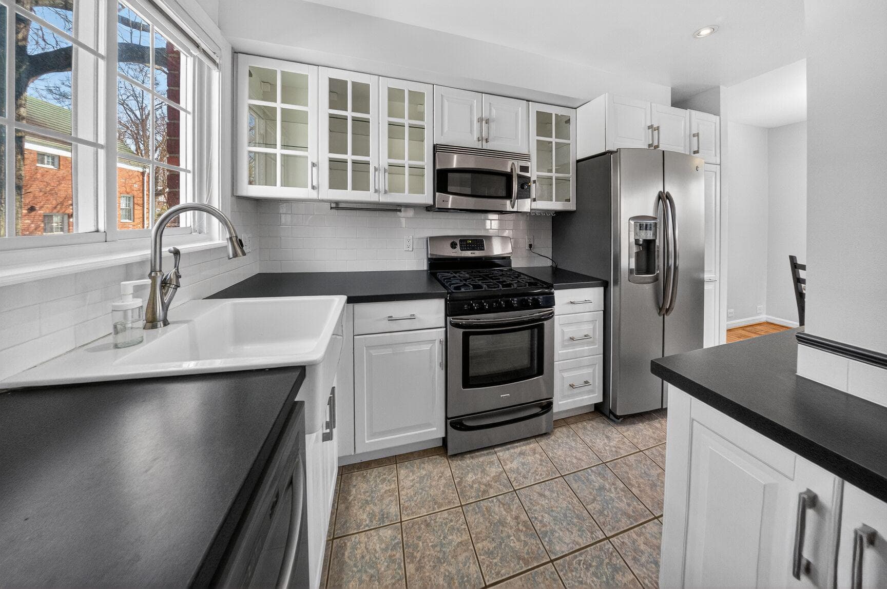 1103 Beverley Drive photo 8