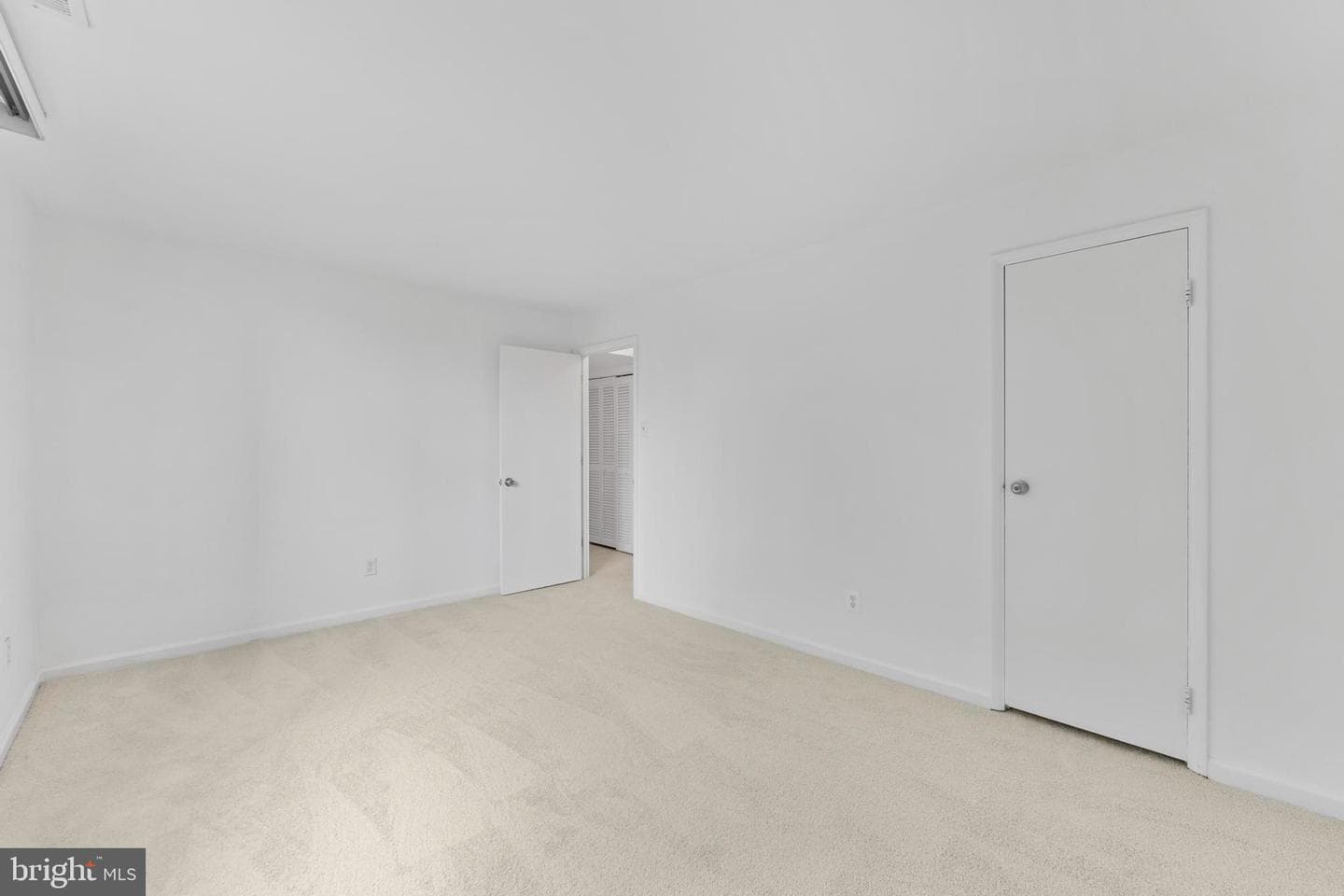 503 N Armistead Street #102 photo 21