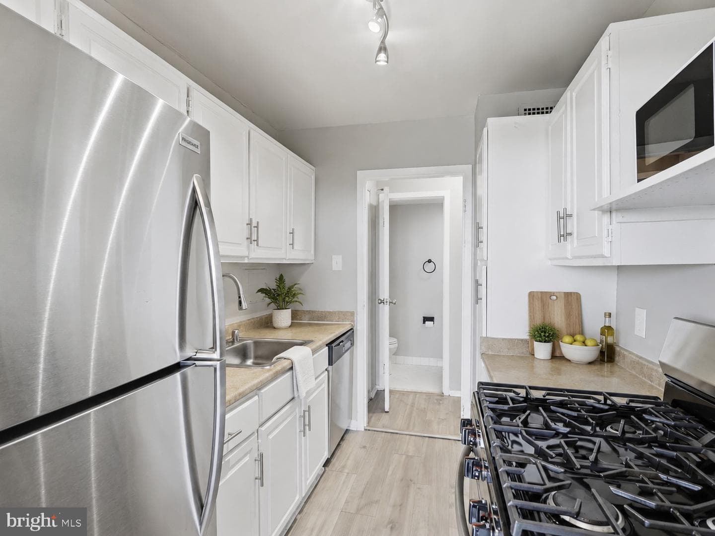 301 N Beauregard Street N #1107 photo 11