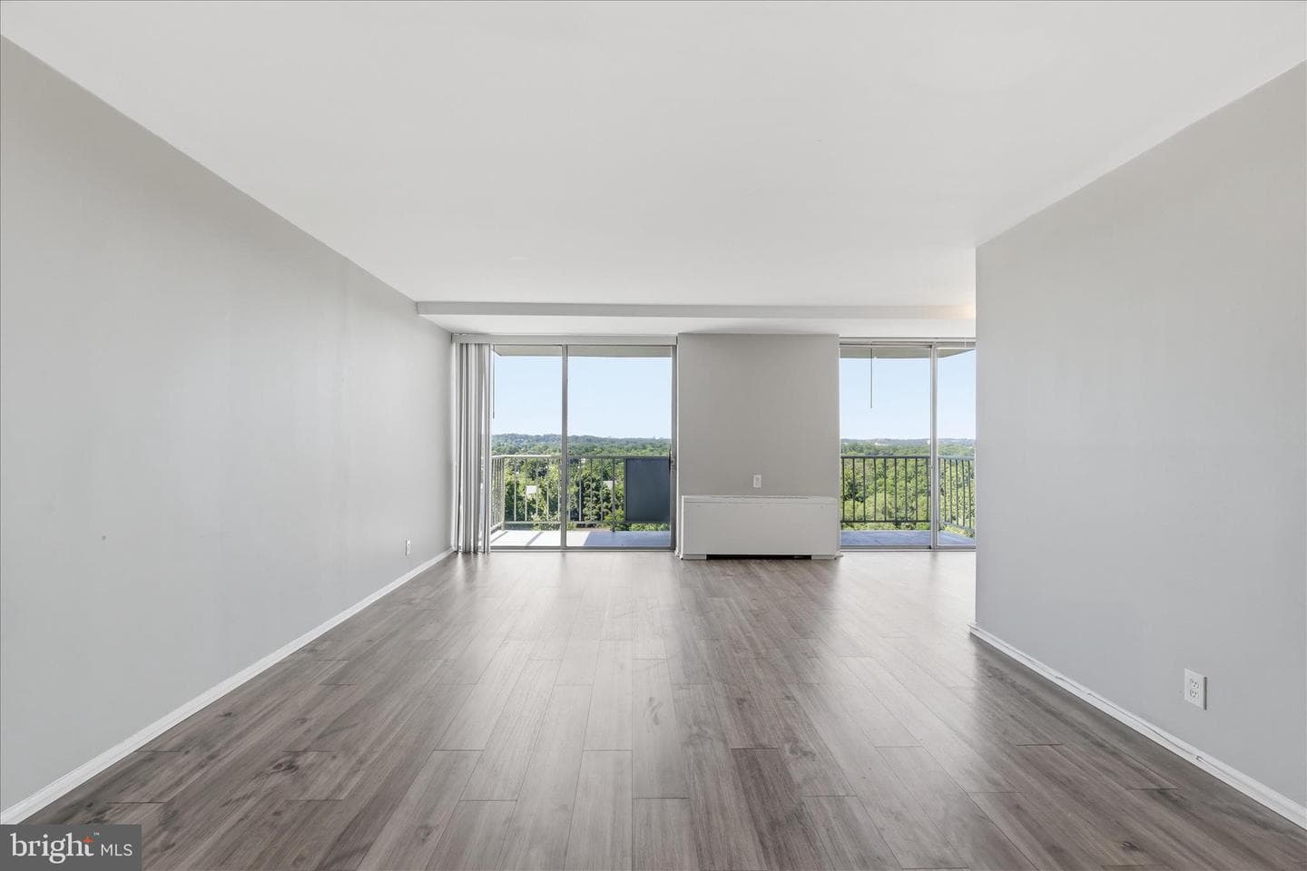 301 N Beauregard Street N #1107 photo 4