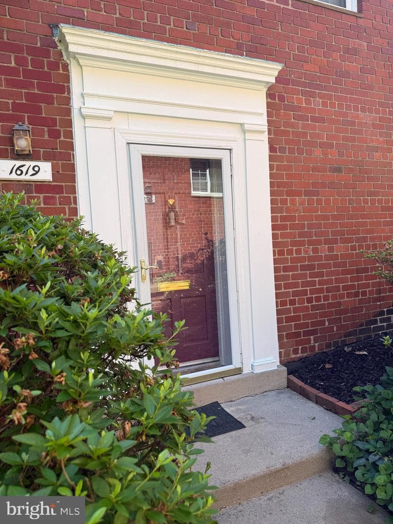 1619 Mount Eagle Place photo 20