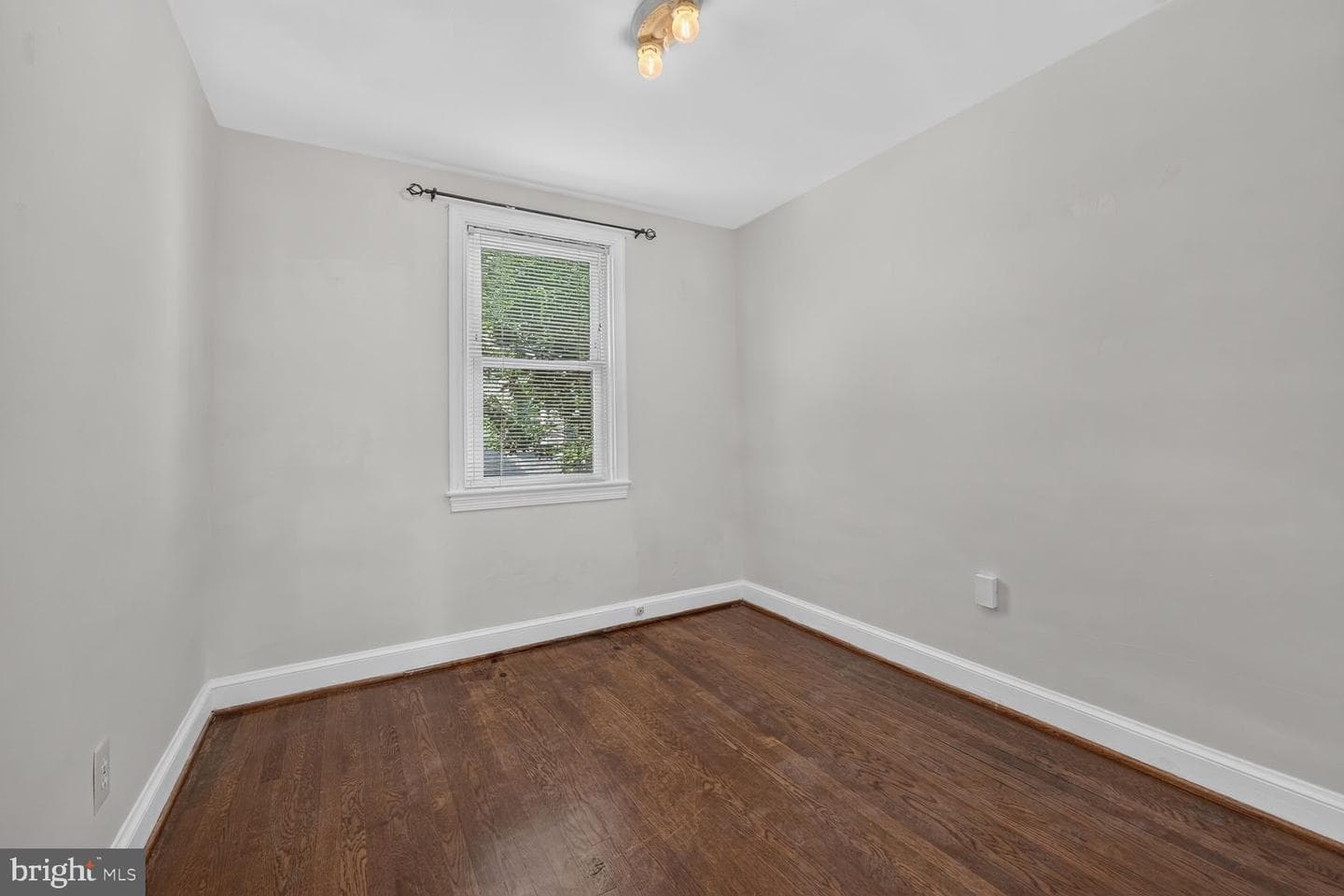 1204 Oronoco Street photo 17