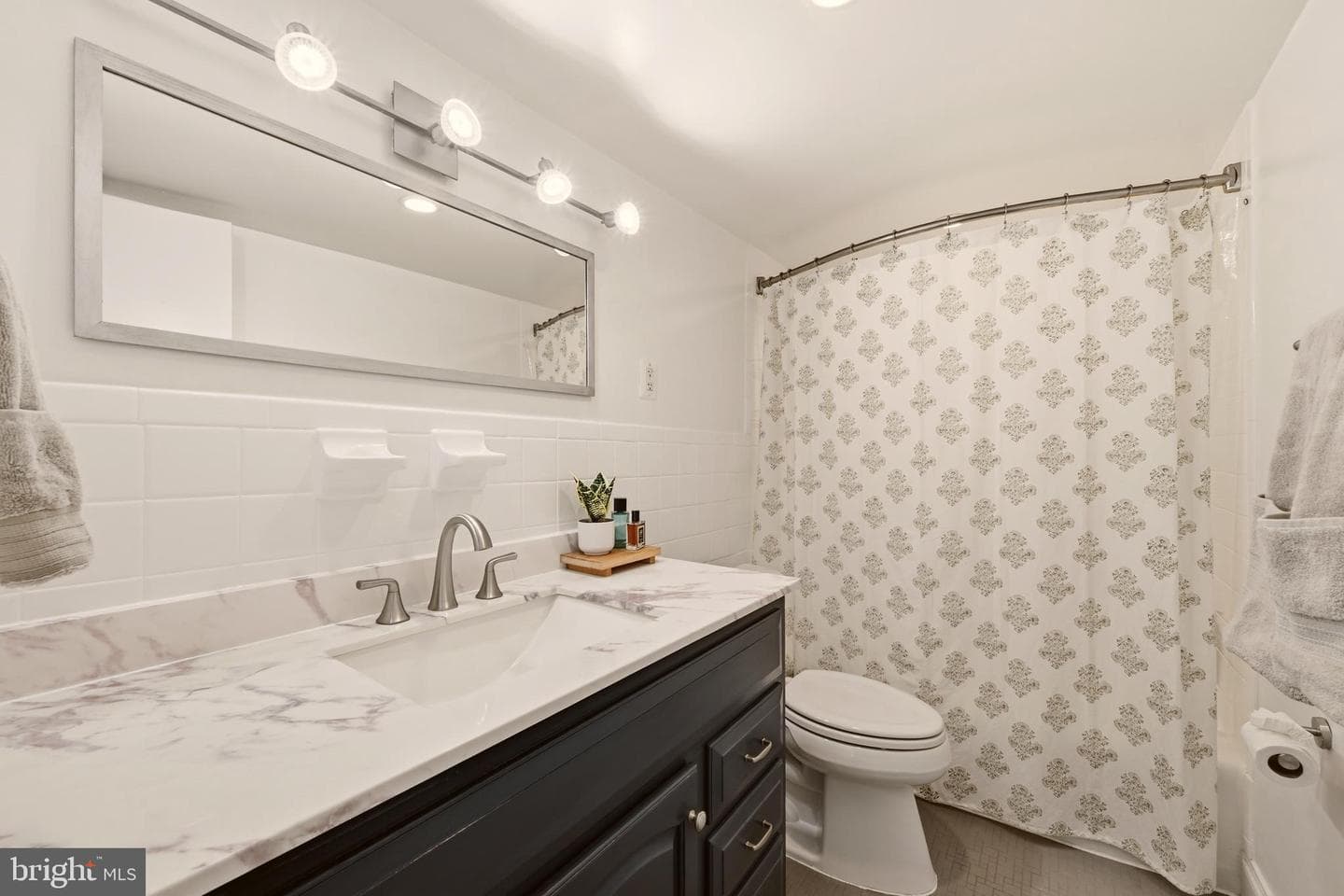 801 N Pitt Street #1601 photo 21