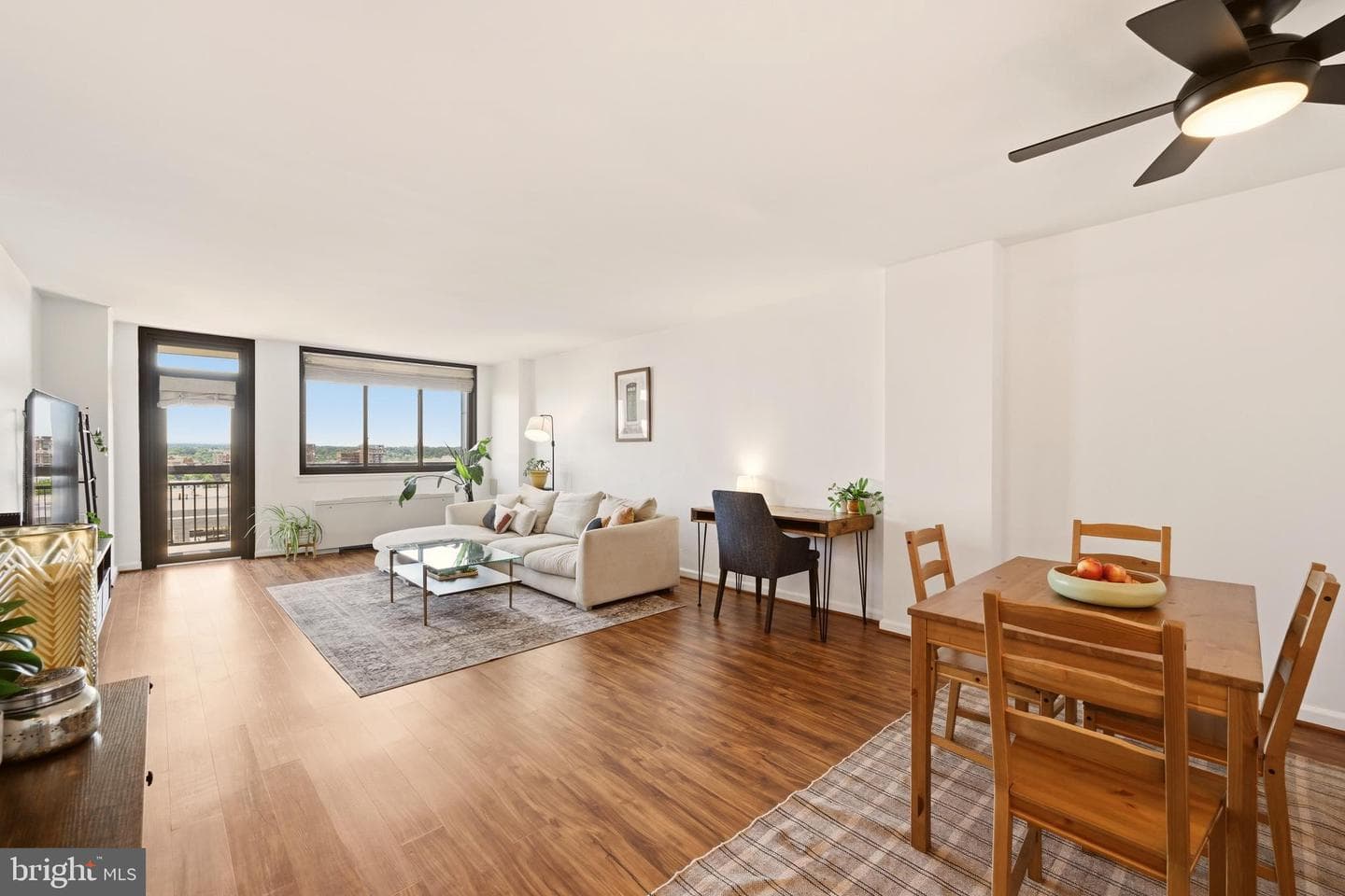 801 N Pitt Street #1601 photo 5