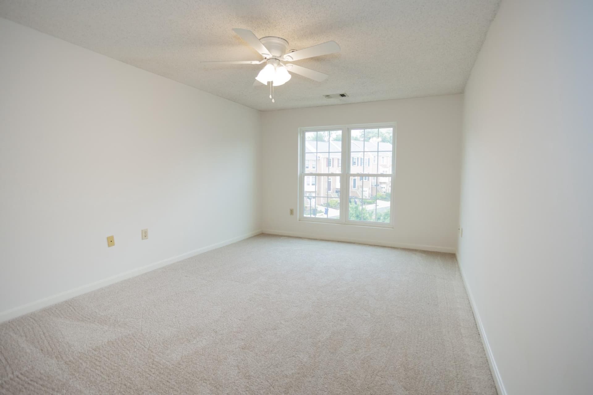 279 S Pickett Street #301 photo 38