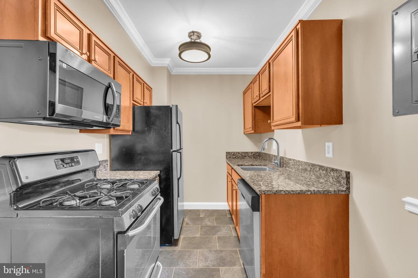 922 S Washington Street #312 photo 10